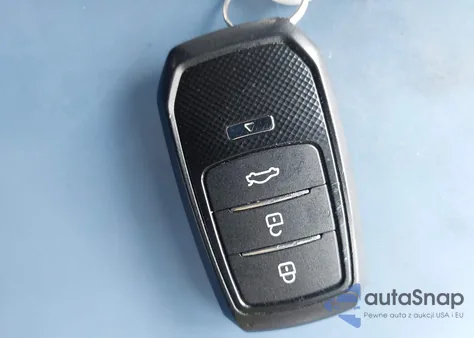 2008 Toyota Highlander Limited z USA, uszkodzony, nr VIN JTEDS42A882037706